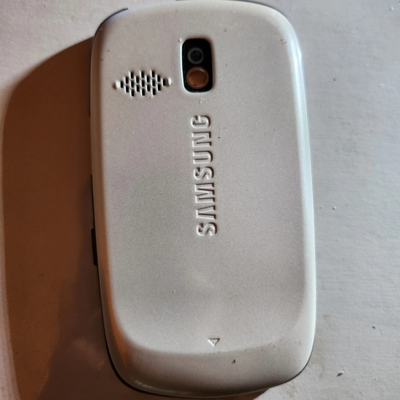 Samsung Link Sch-R351 Phone - Picture 2 of 2